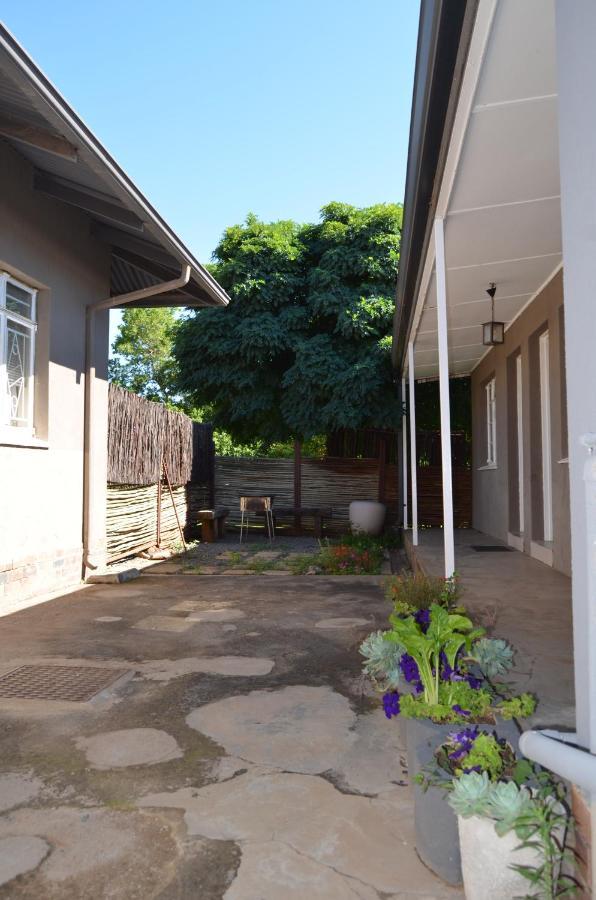 A & R Guesthouse Bloemfontein Exterior photo